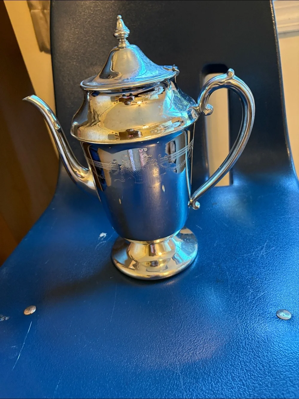 Silver Plated Coffee/Tea Pot - Elegant Silver Finish